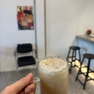 Kefi coffee and space สี่พระยา