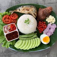 ข้าวปลาทูทอด หิวอะดิสั่งโลด