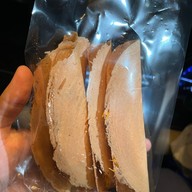 เมนูของร้าน ขนมเบื้องหวานผึ้งน้อย โชคชัย 4 ซอย 54