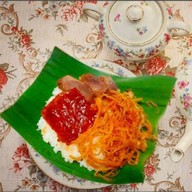 คิดไม่ออกบอกกระเพรา ตลาดบุญคุ้ม