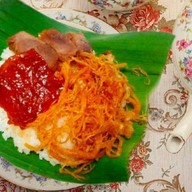 คิดไม่ออกบอกกระเพรา ตลาดบุญคุ้ม