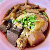 เมนูของร้าน ข้าวมันไก่ ล้านดัง ลาดพร้าววังหิน 53