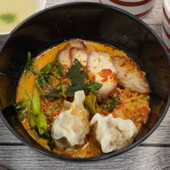 ริว บะหมี่เกี๊ยวกุ้งโคราช ถนนมิตรภาพ