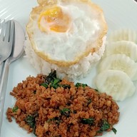 กะเพราดอกเดะ