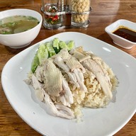 มิตรใหม่ ข้าวมันไก่ กระเพาะปลา เจ้าเก่า ปั๊มปตท.ติวานนท์ มิตรประชา