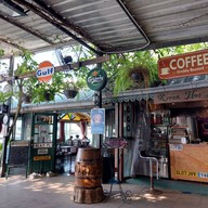 River hut  Restaurant & Coffee