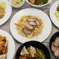 ริว บะหมี่เกี๊ยวกุ้งโคราช ถนนมิตรภาพ