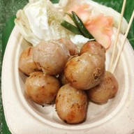สุกี้ ยากี้ น้ำจิ้มเต้าหู้ยี้ สูตรโบราณ ตลาดบ้านฟ้า เลอมาร์เช่
