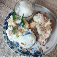 เมนูของร้าน ชมเฌอ Cafe&Bistro