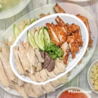 มิตรใหม่ ข้าวมันไก่ กระเพาะปลา เจ้าเก่า ปั๊มปตท.ติวานนท์ มิตรประชา