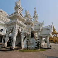 วัดร่องขุ่น