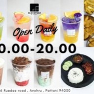 Choco&co ช็อกโกแลต / กาแฟ / วาฟเฟิล / ของทอด (ฮาลาล) ถนนฤาดี ปัตตานี