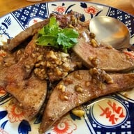 เมนูของร้าน ข้าวมันไก่ไหหน่ำหนั่ง สูตรไหหลำแท้ดั้งเดิม สาทร