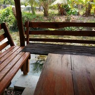 บรรยากาศ เจริญสุขโข ผัดไทยกุ้งแม่น้ำ Floating Market Damnoensaduak