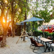 ร้านอาหาร เครื่องดื่ม ทางรถไฟ