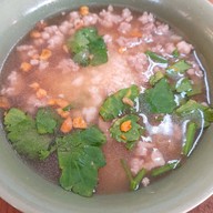 เมนูของร้าน กวงลูกชิ้นปลา หนึ่งในชะอำ ชะอำ