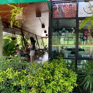 Smile Coffee & Car care @Thakadan