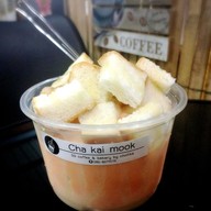 ข้าวมันไก่ ข้าวขาหมู  หมูตุ๋น เกาเหลาเลือดหมู  เงินล้าน สาขานครชัยศรี  (ท่ารถตู้วัดท่าตำหนัก) ท่าตำหนัก