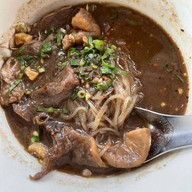 เมนูของร้าน ราชานู้ดเดิ้ลcnx เชียงใหม่