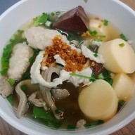 เมนู ข้าวมันไก่ ข้าวขาหมู  หมูตุ๋น เกาเหลาเลือดหมู  เงินล้าน สาขานครชัยศรี  (ท่ารถตู้วัดท่าตำหนัก) ท่าตำหนัก