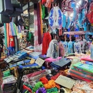 บรรยากาศ ตลาดโรงเกลือนครนายก