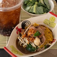 โกอู๋ก๋วยเตี๋ยวเรือ ท่าม่วง