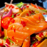 ยำแอบแซ่บ by เจ้ดำ สาขา5