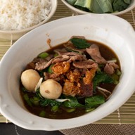 โกอู๋ก๋วยเตี๋ยวเรือ ท่าม่วง