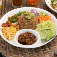 ร้านขนมบ้านนายช่าง