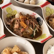 โกอู๋ก๋วยเตี๋ยวเรือ ท่าม่วง