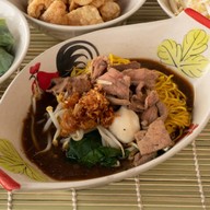 โกอู๋ก๋วยเตี๋ยวเรือ ท่าม่วง