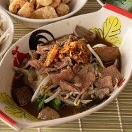 โกอู๋ก๋วยเตี๋ยวเรือ ท่าม่วง