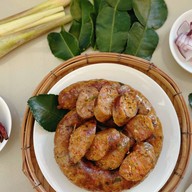 ไส้อั่วข้าวนึ่ง