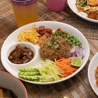 ร้านขนมบ้านนายช่าง