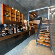 Uppercut Coffee Roaster ลาดพร้าว101