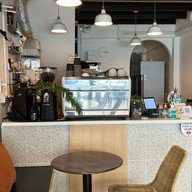 CafeMilieu ซอยรุ่งเรือง