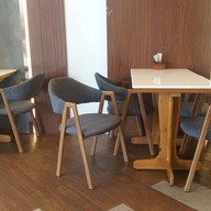 Daddy Dough Cafe ปตท. (ตรงข้ามม. หอการค้าไทย)