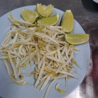 เมนูของร้าน ผัดไทอุตรดิตถ์ หน้าห้างฟรายเดย์ PhadThaiuttaradit