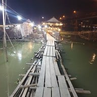 บรรยากาศ Fisherman's House เรือนแพประมง