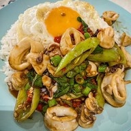 ศรีสมบูรณ์ บองมาเช่