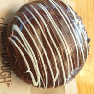 Daddy Dough Cafe ปตท. (ตรงข้ามม. หอการค้าไทย)