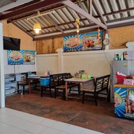 บรรยากาศ ร้านส้มตำโกแซ่บ