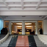 โรงแรมกรุงศรีริเวอร์