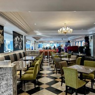 โรงแรมกรุงศรีริเวอร์