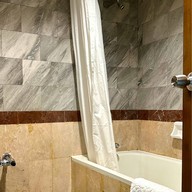 โรงแรมกรุงศรีริเวอร์