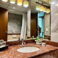 โรงแรมกรุงศรีริเวอร์