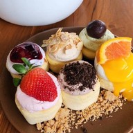 BUNNY SHAKE CAFE ศาลายา