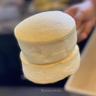 BUNNY SHAKE CAFE ศาลายา