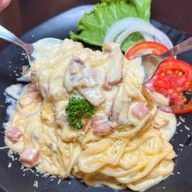 ร้านสเต็กตัวน้ำ (ป้าแก้ว คลองหลอด) -