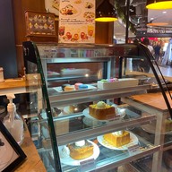 Hollys Coffee Central Bangna